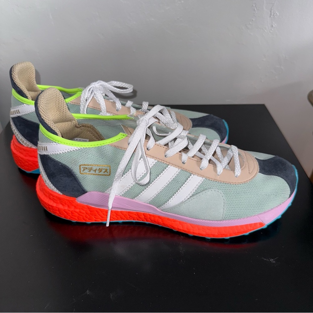 Adidas Pharrell x Tokio Solar Hu Sneaker